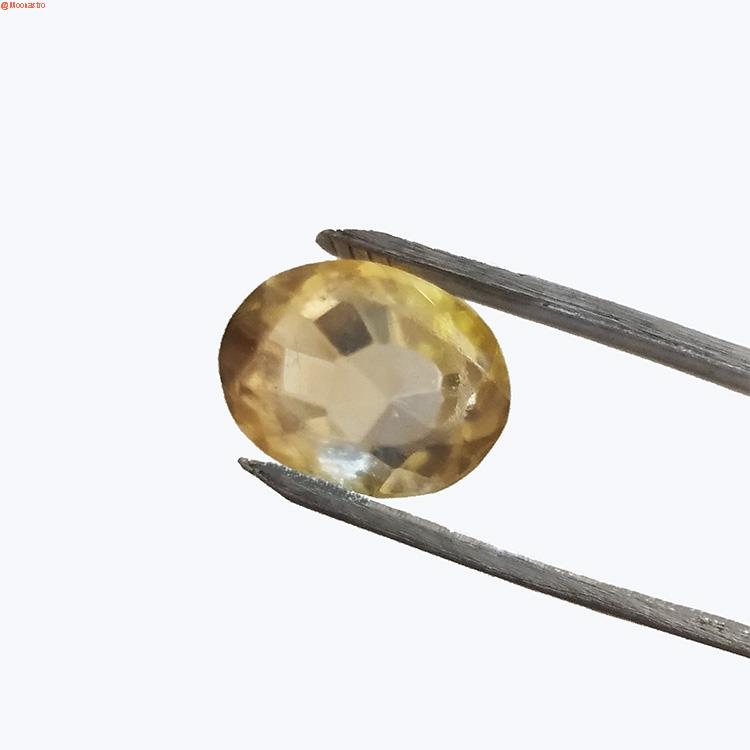 yellow sapphire – pukhraj (bangkok) medium size premium